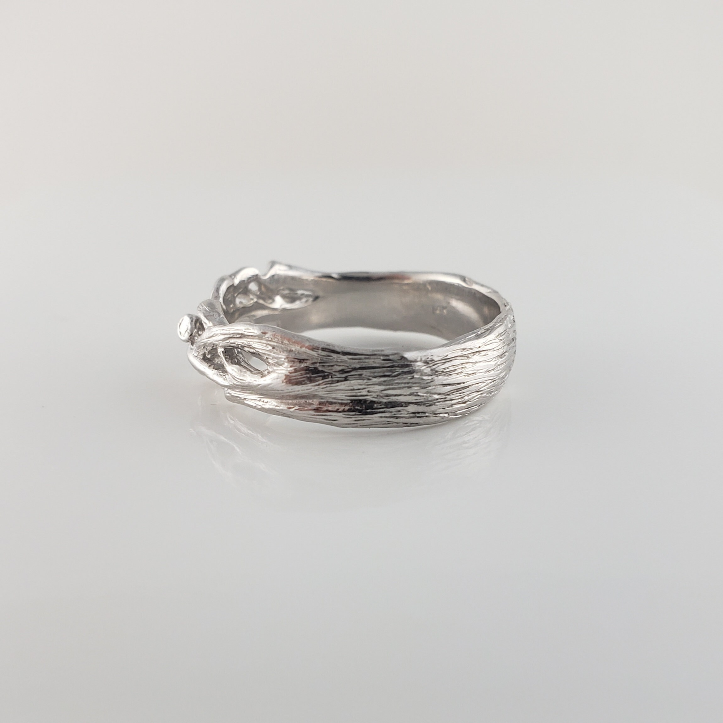 Unisex Crossover Twig Wedding Ring - 14k Gold Statement Ring - DV Jewelry Designs #