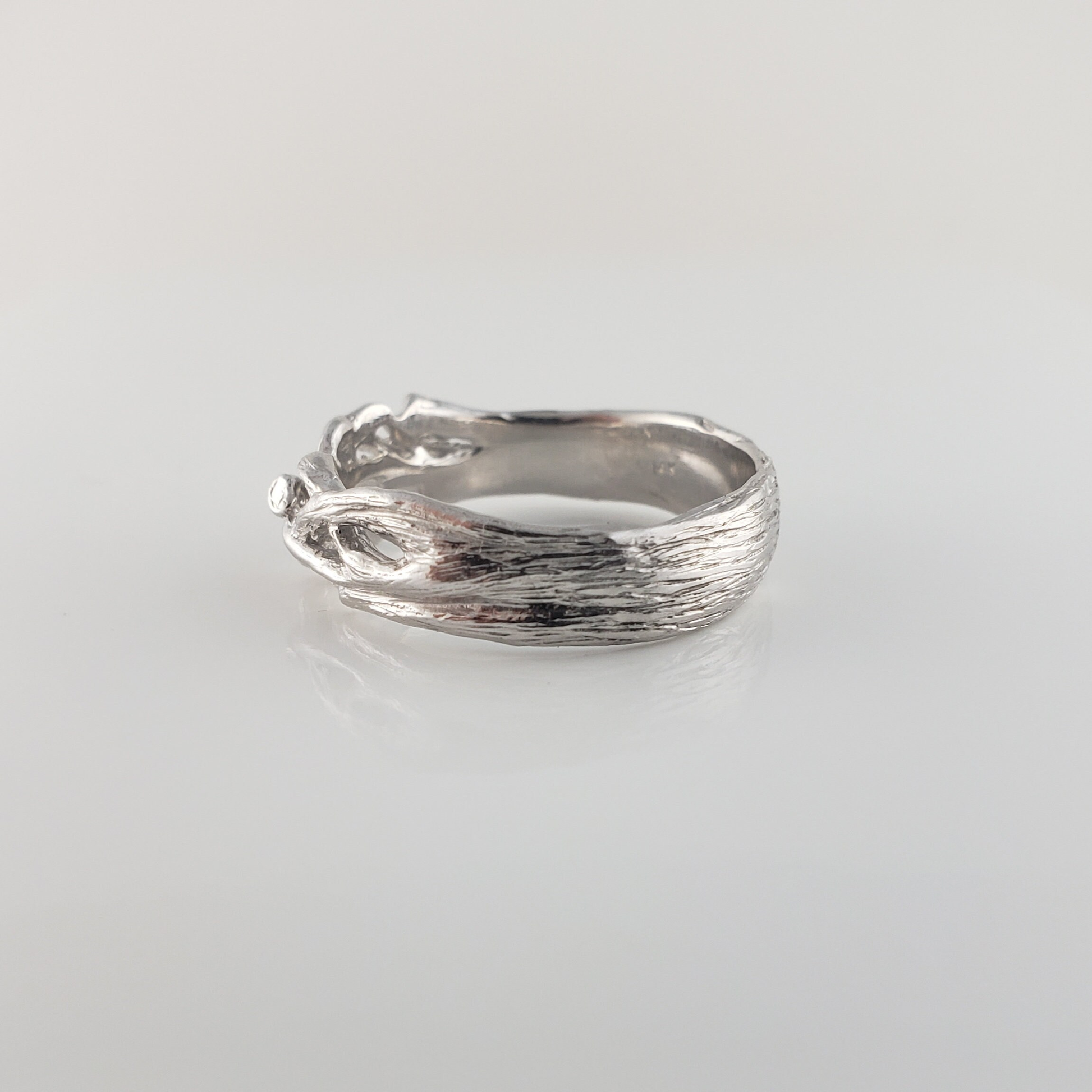 Unisex Crossover Twig Wedding Ring - 14k Gold Statement Ring - DV Jewelry Designs #