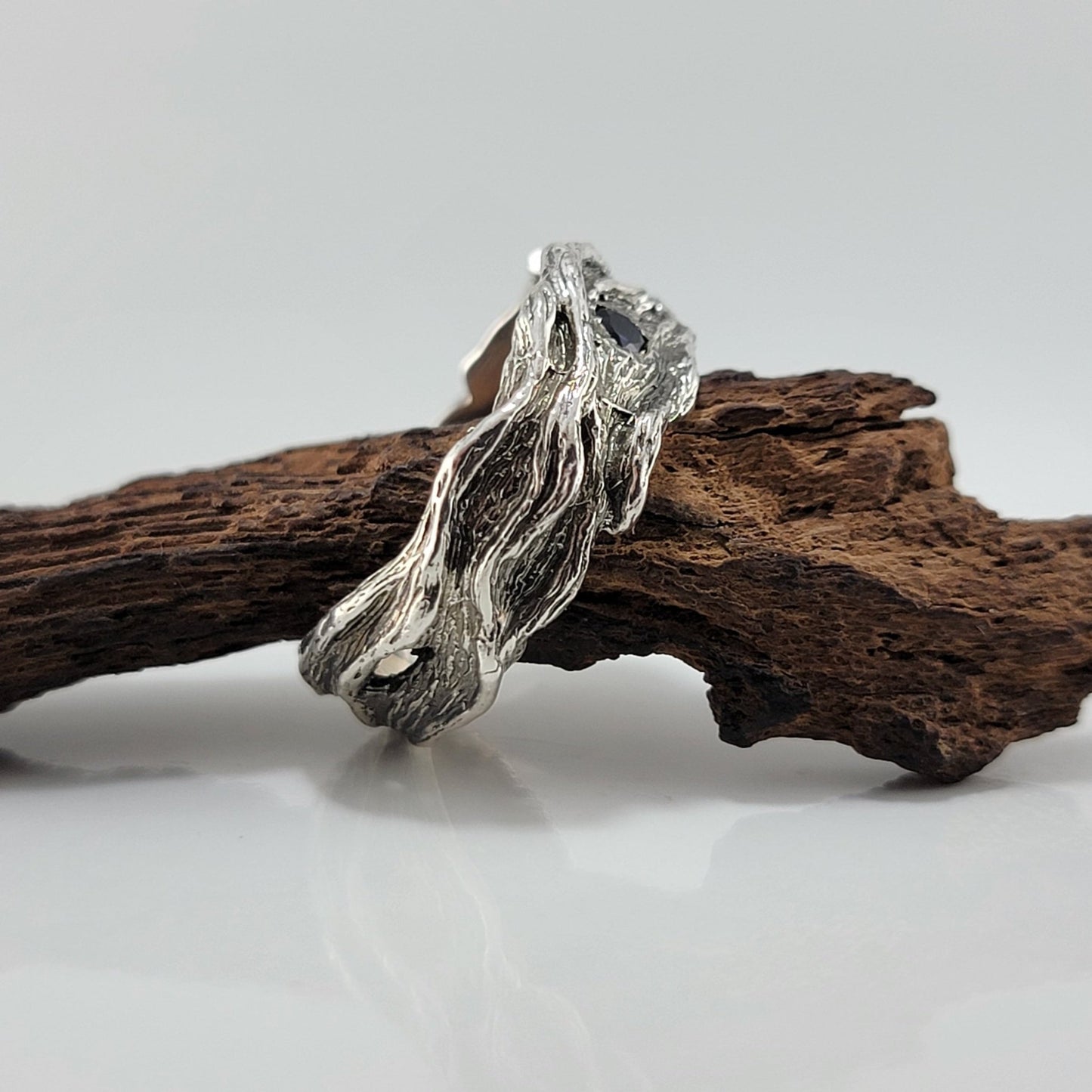 Driftwood Style Blue Sapphire Wedding Band - DV Jewelry Designs